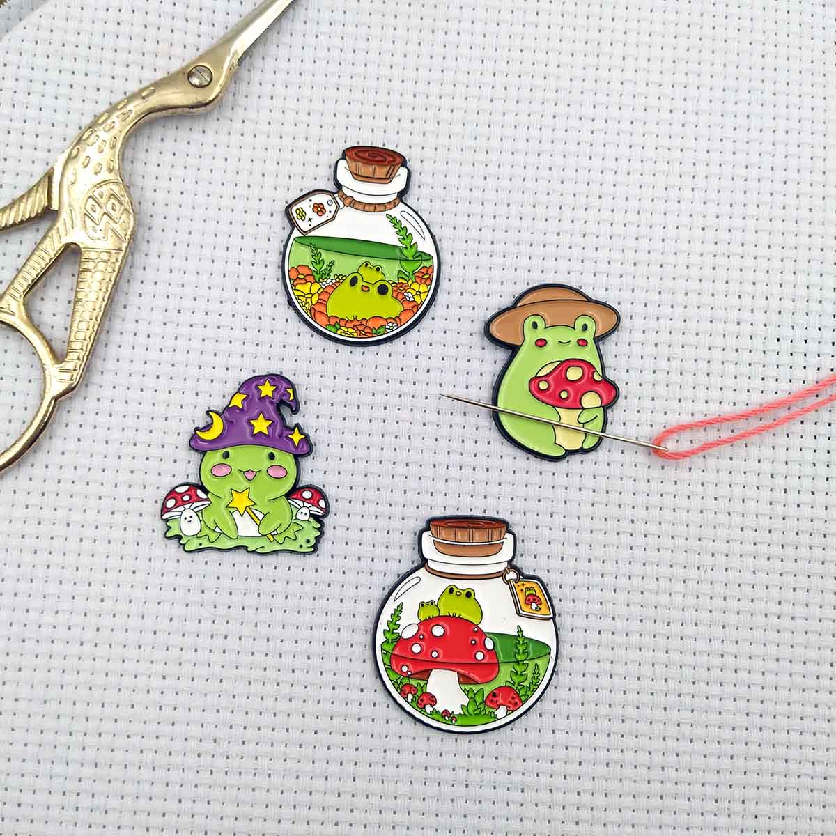 Needle Minder Magnet - 귀여운 녹색 개구리 자수 바늘꽂이, 크로스
