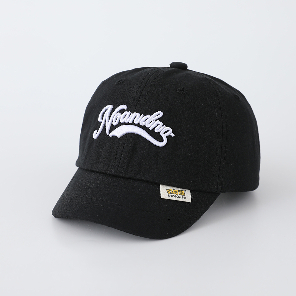 Embroidery Cap - 한국 스타일의 캐주얼한 노엠디노 손수 자수
