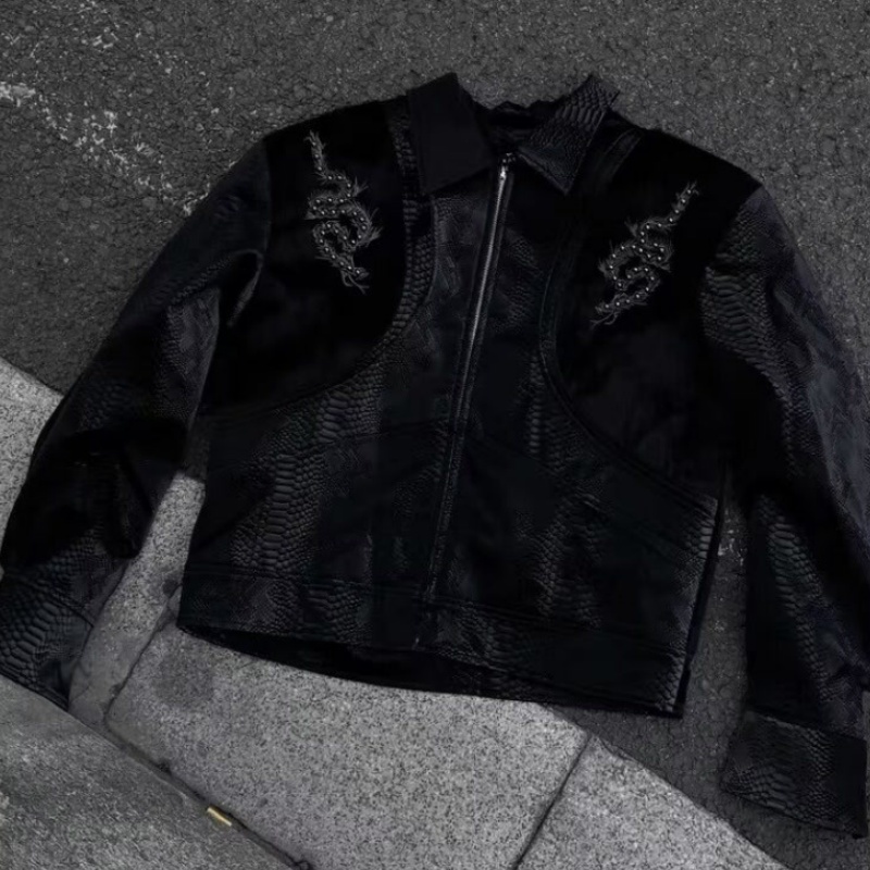 남성용 블랙 스네이크 엠보싱 자켓, 등 부분 자수 리벳 - Embroidery Jacket 리뷰 및 가격