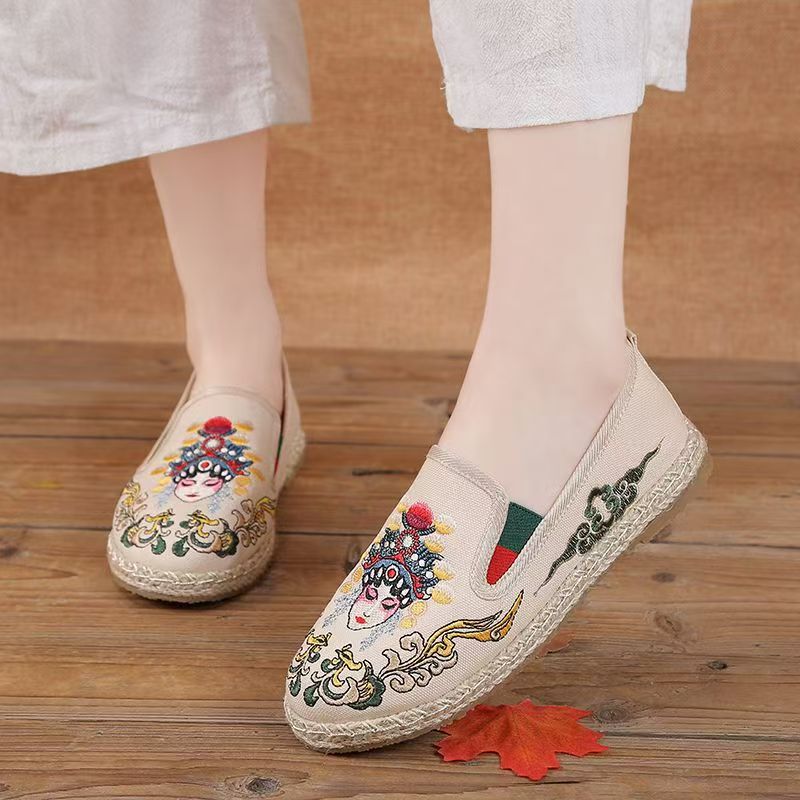 여성 플랫 솔 자수 천 신발 봄 가을 새로운 부드러운  - Embroidery Fabric 리뷰 및 가격